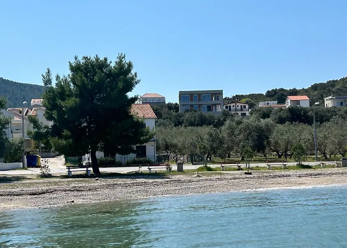 Aralo - Veraja Apartmán