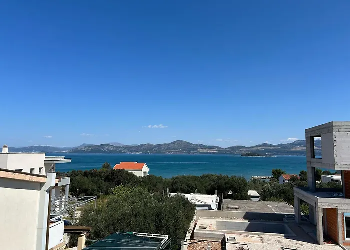 Aralo - Veraja Apartmán